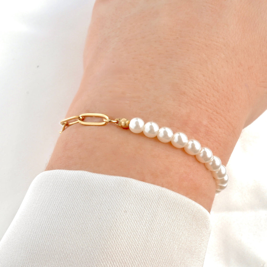 Dainty Pearl Bracelets - 18k Gold Pearl Chain Bracelets